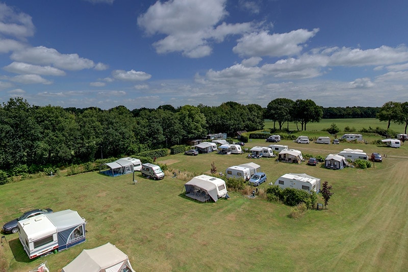 recreatiepark de heidebloem beschikt over vijf ruime groepsaccommodaties